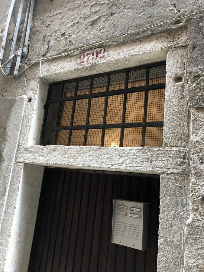 Calle Annunziata Veneţia Exterior foto